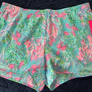 Never worn Lilly shorts